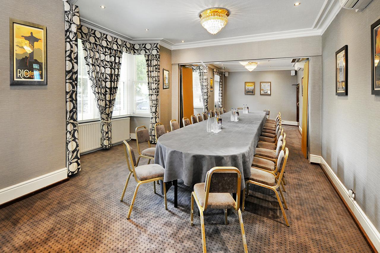 Ardington 3* Worthing