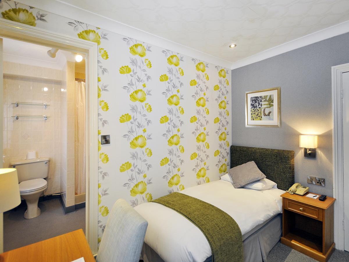 Ardington 3* Worthing